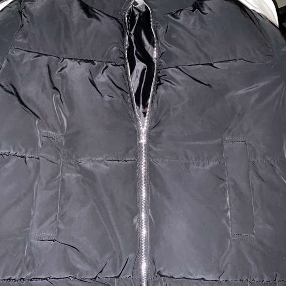 H&M Black Divided Puffer Jacket with Silver Tone Zipper Size 12 - Picture 6 of 6